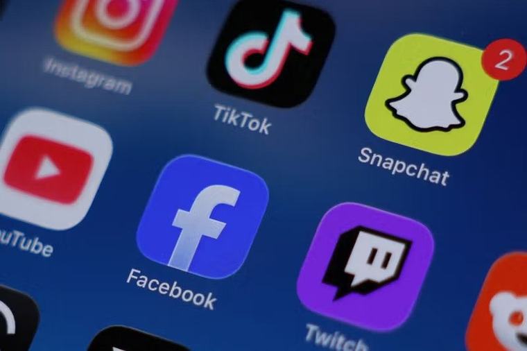 Iran Lifts Ban on Government Use of Foreign Social Media Platforms