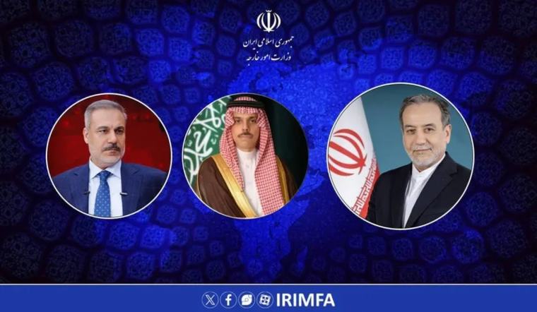 Iran’s Foreign Minister Holds Talks With Turkish, Saudi Counterparts